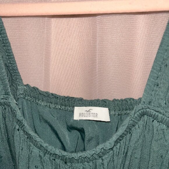 HOLLISTER- L (long) - Green - Dress/Romper - Picture 2 of 3